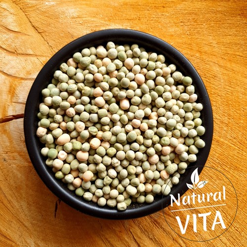 Organic sprouting pea seeds - sprouting,