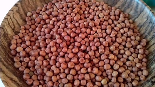 Red carlin pea - red,